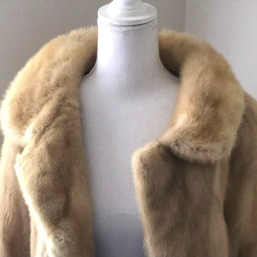 100% GENUINE!! Emba Pearl Vintage Beige Genuine Mink Fur Coat